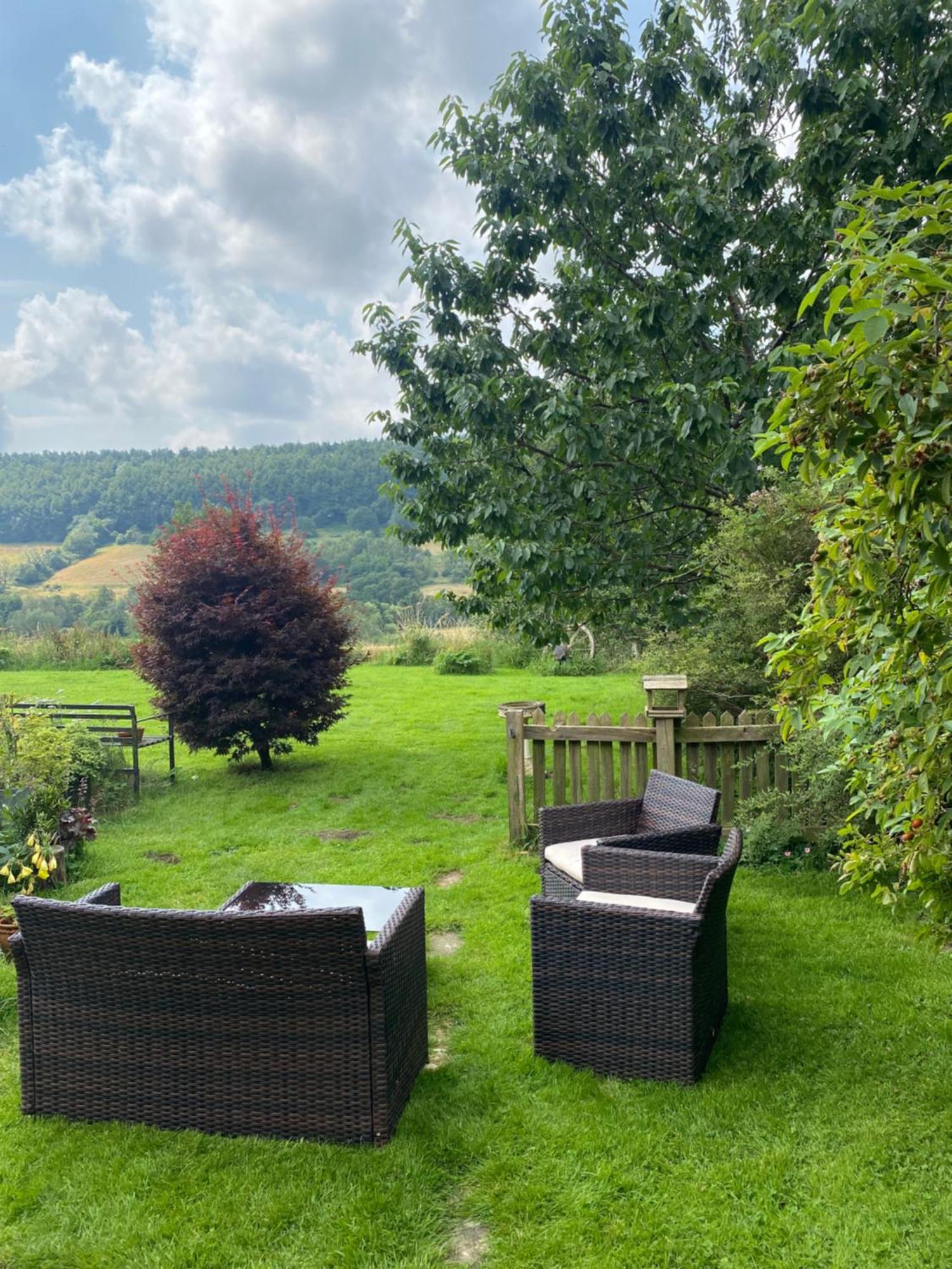Everley Cottage Скарбъро Екстериор снимка